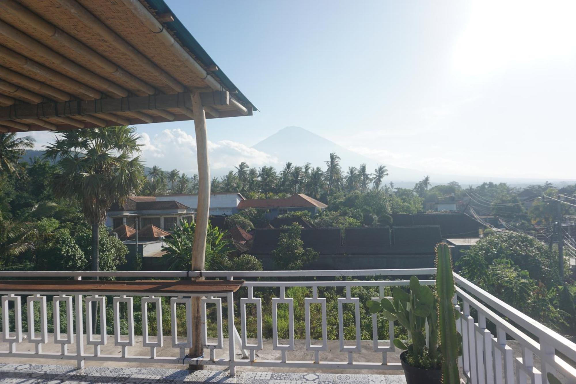 Black Sand Hostel Amed Kültér fotó
