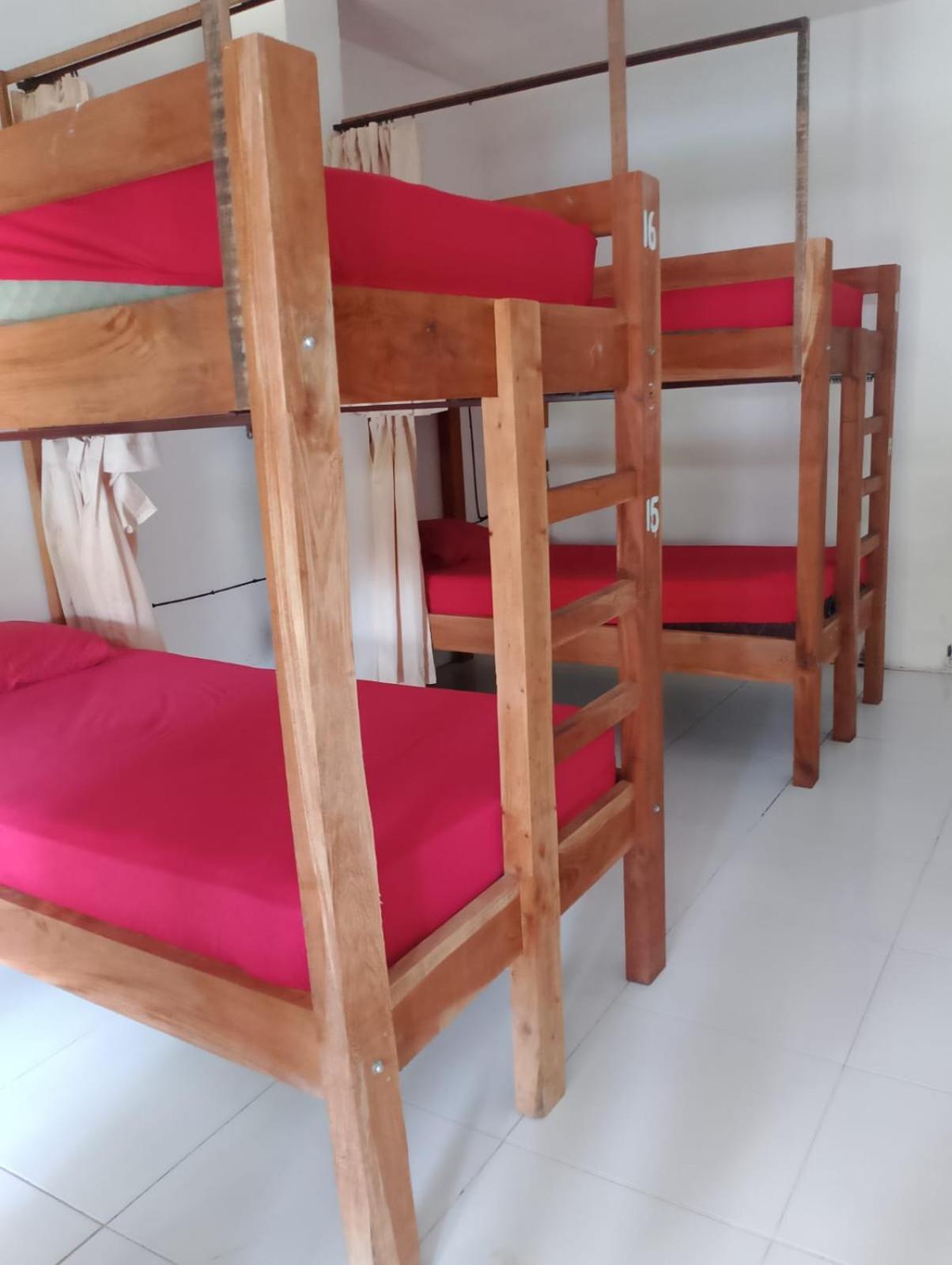 Black Sand Hostel Amed Kültér fotó